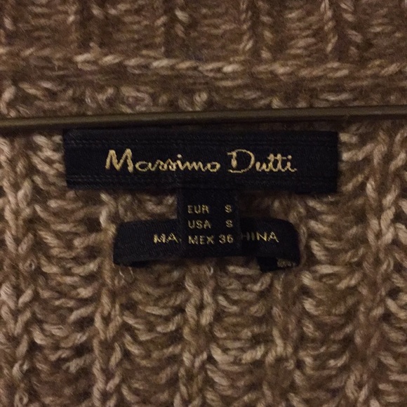 Massimo Dutti Cardigan. Size small. - Picture 3 of 4